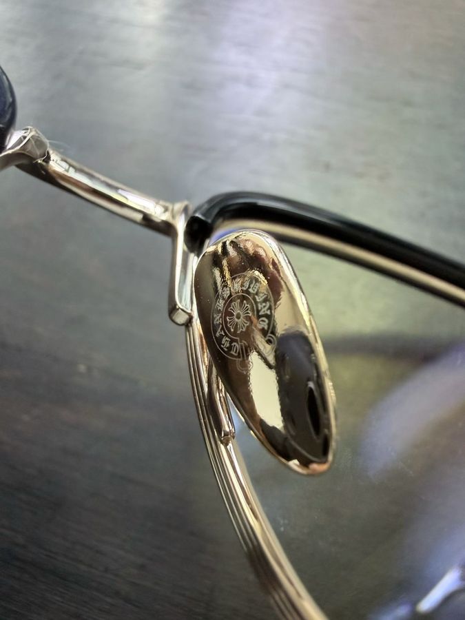 高仿克羅心 鍍金藤蔓眉框眼鏡