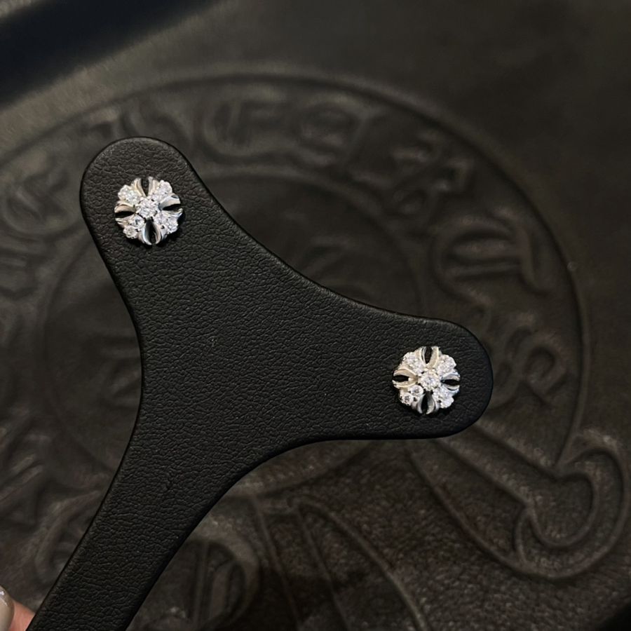 高仿克羅心 鍍白金滿鑽十字花耳釘